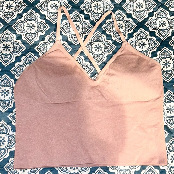 Women’s Workout Set Light Pink Leggings + Criss-cross Cami - Picture 6 of 15